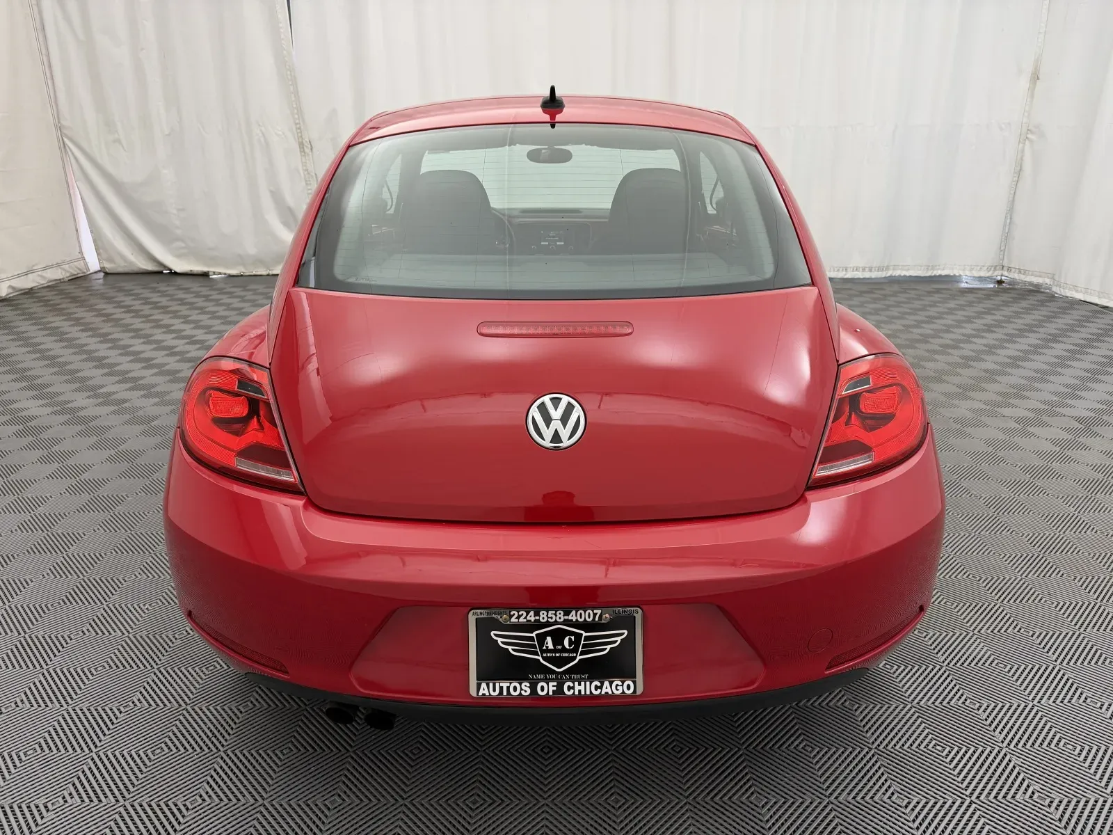 Volkswagen Beetle photo 6