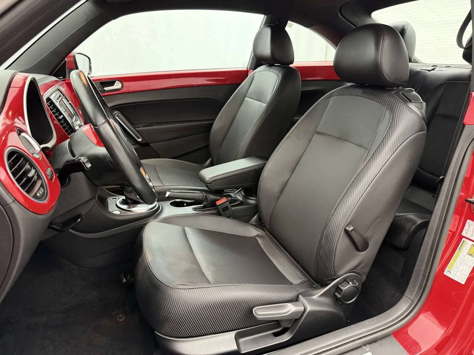 Volkswagen Beetle photo 10