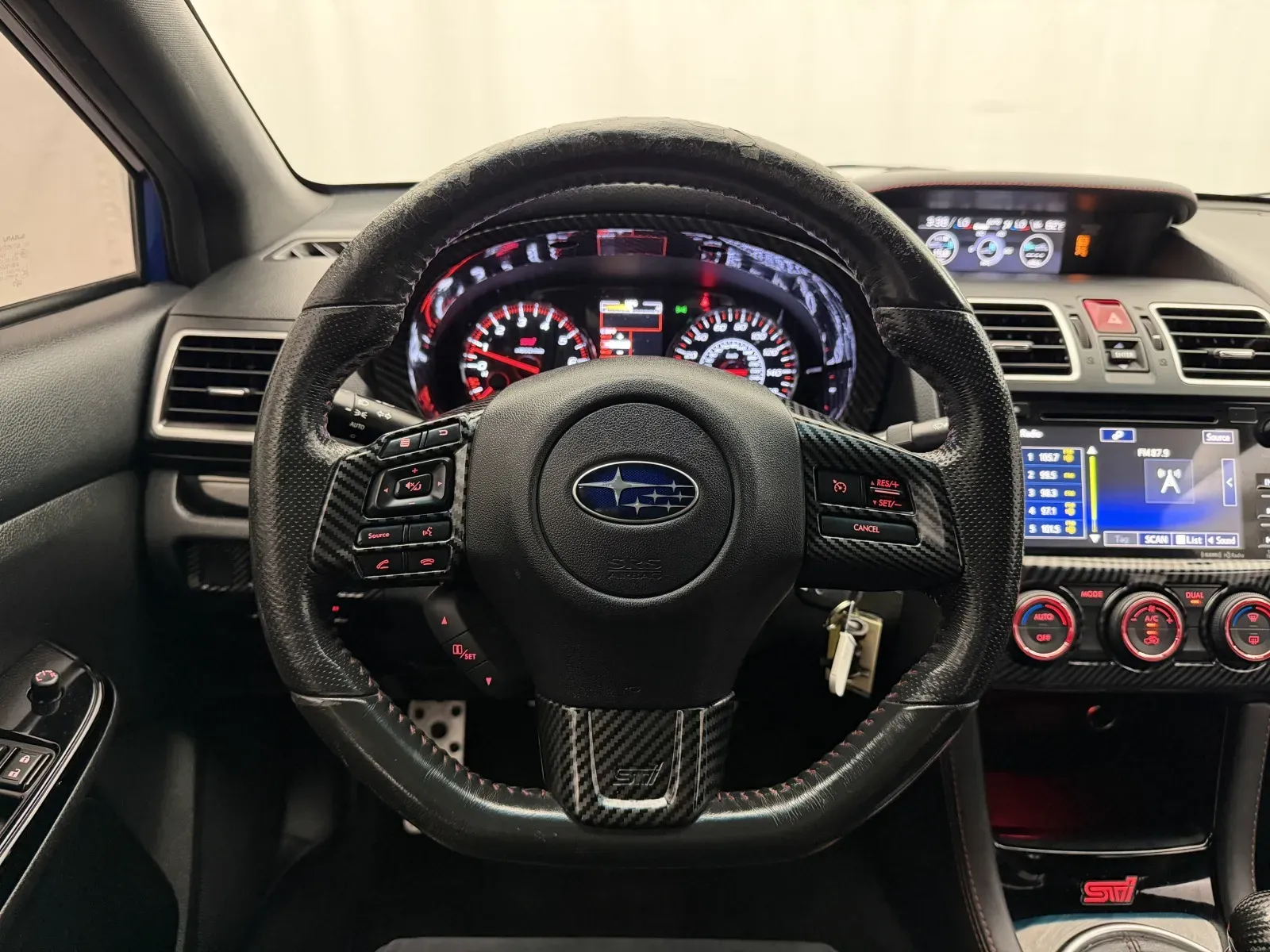 Subaru WRX photo 12