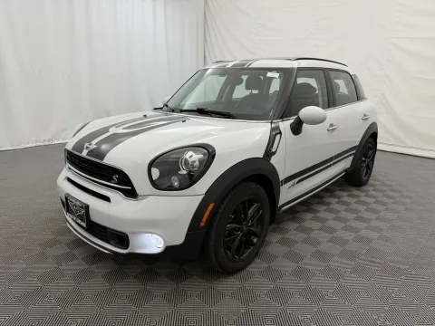Photos of 2016 MINI Cooper Countryman S for sale in Arlington Heights, IL at Autos of Chicago