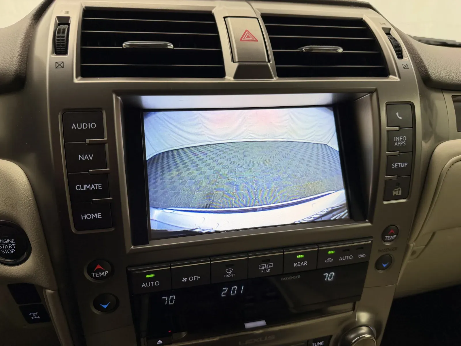 Lexus GX photo 19
