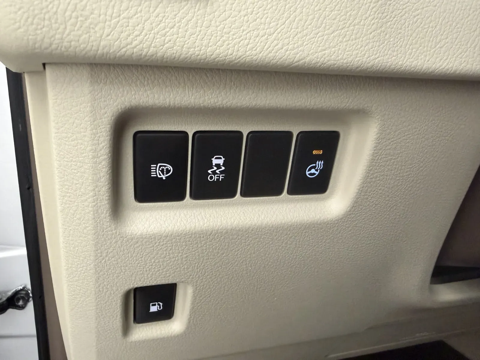 Lexus GX photo 15