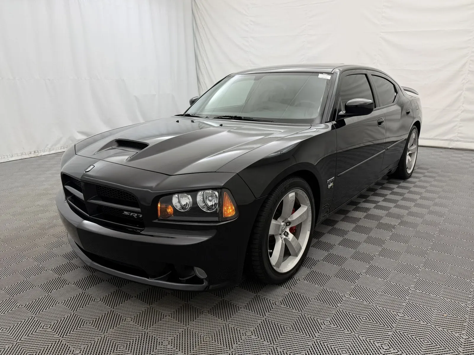 Dodge Charger photo 2