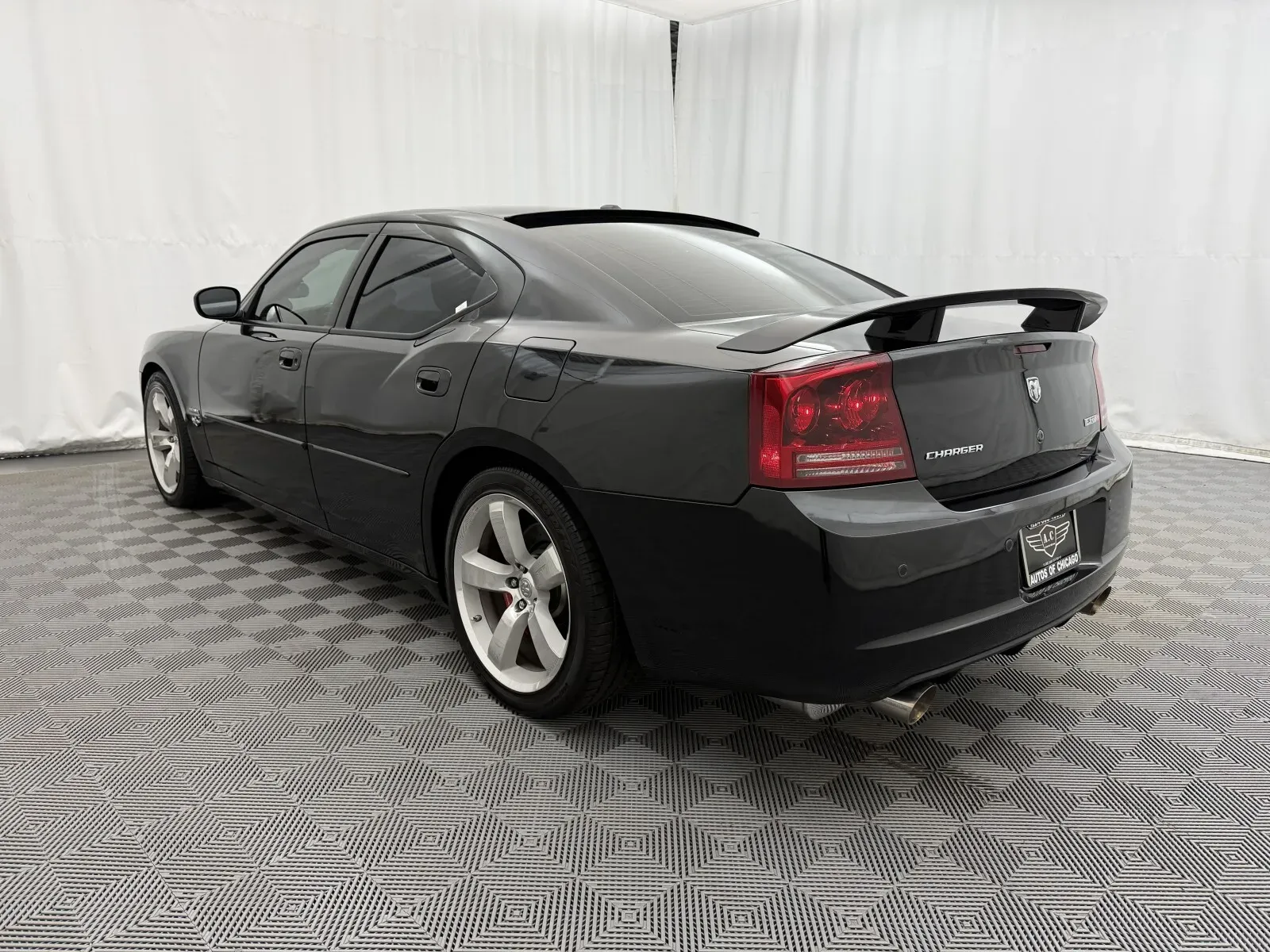 Dodge Charger photo 9