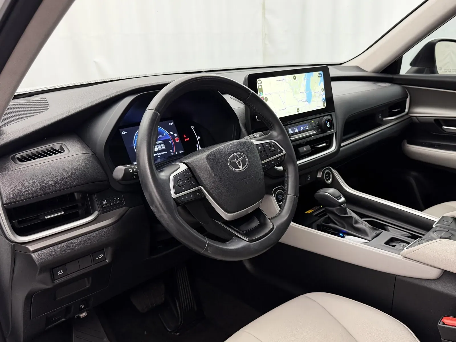 Toyota Grand Highlander photo 9