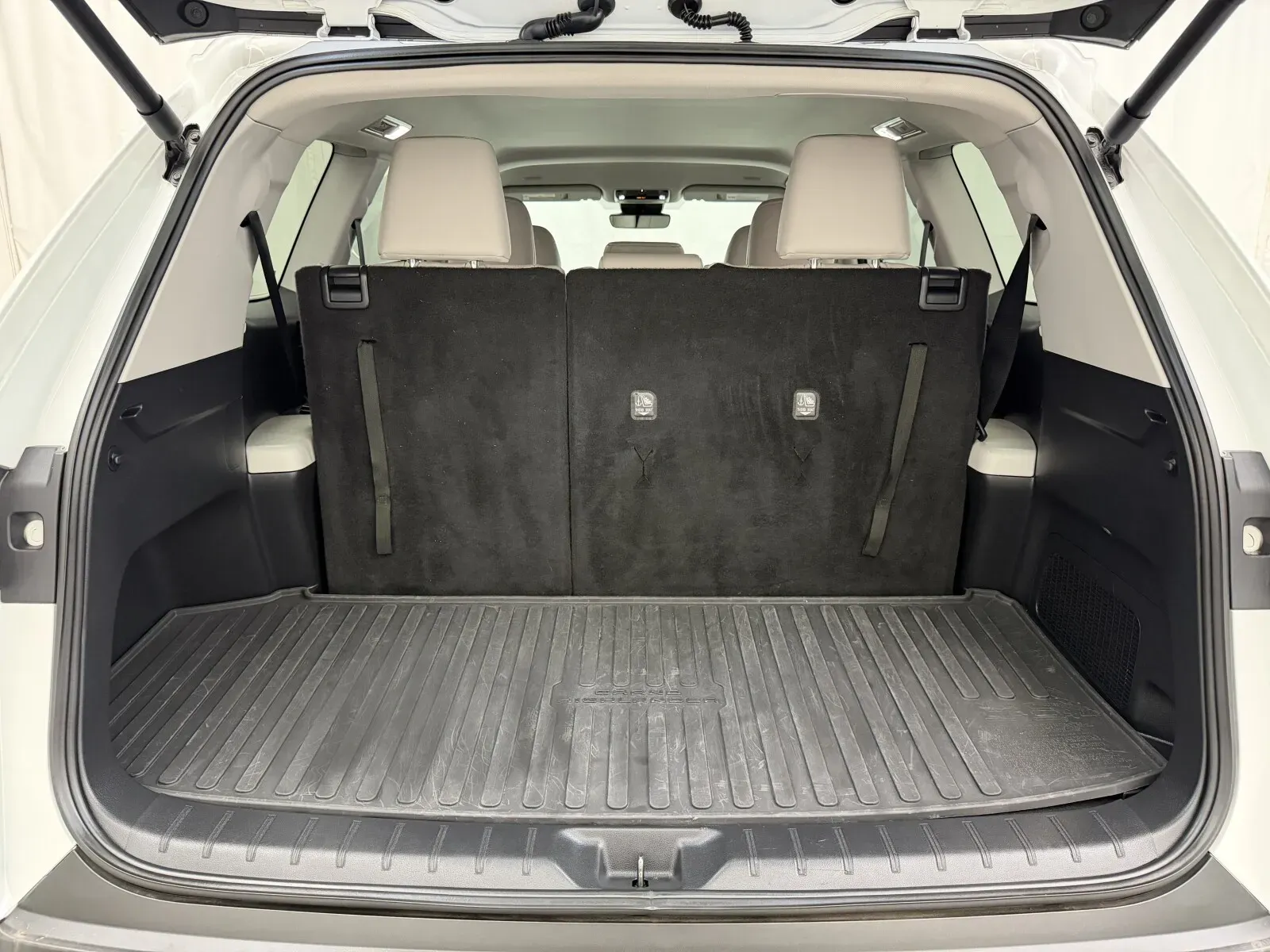 Toyota Grand Highlander photo 31