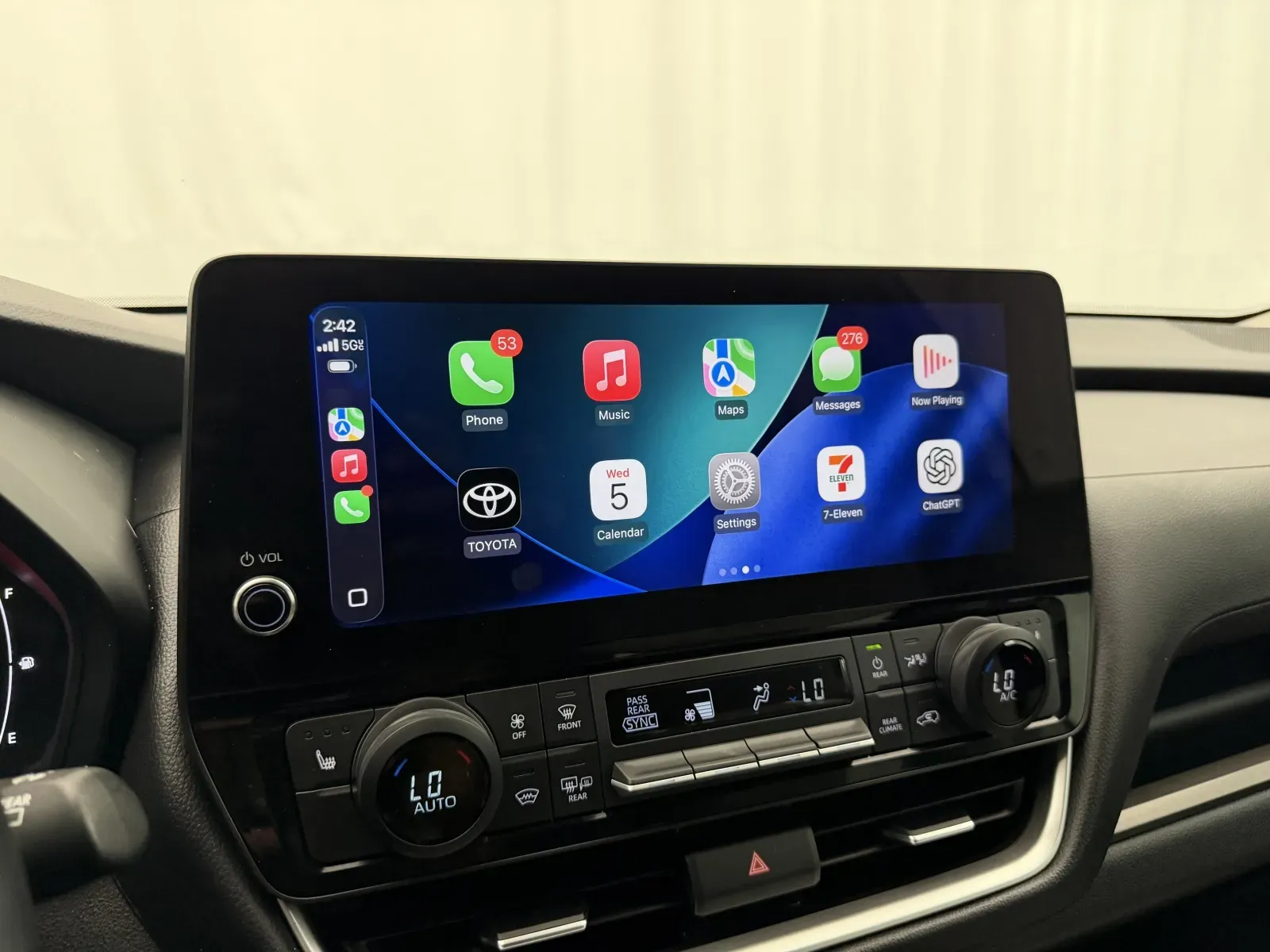 Toyota Grand Highlander photo 21