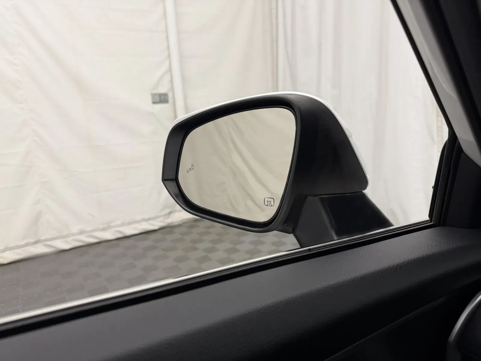 Toyota Grand Highlander photo 16
