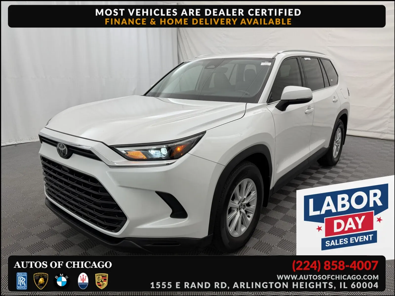 White 2024 Toyota Grand Highlander XLE for sale in Arlington Heights, IL