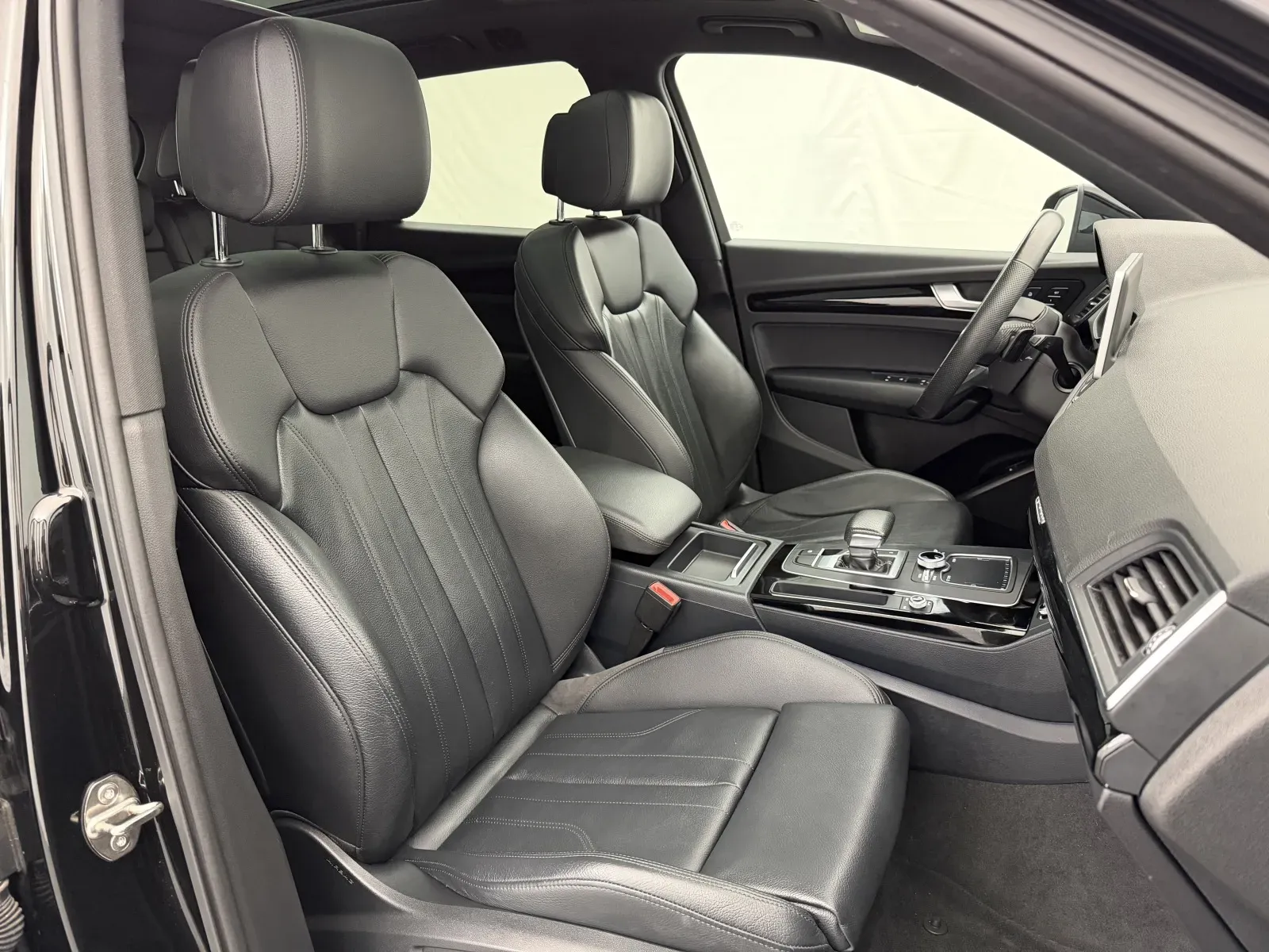 Audi Q5 photo 39