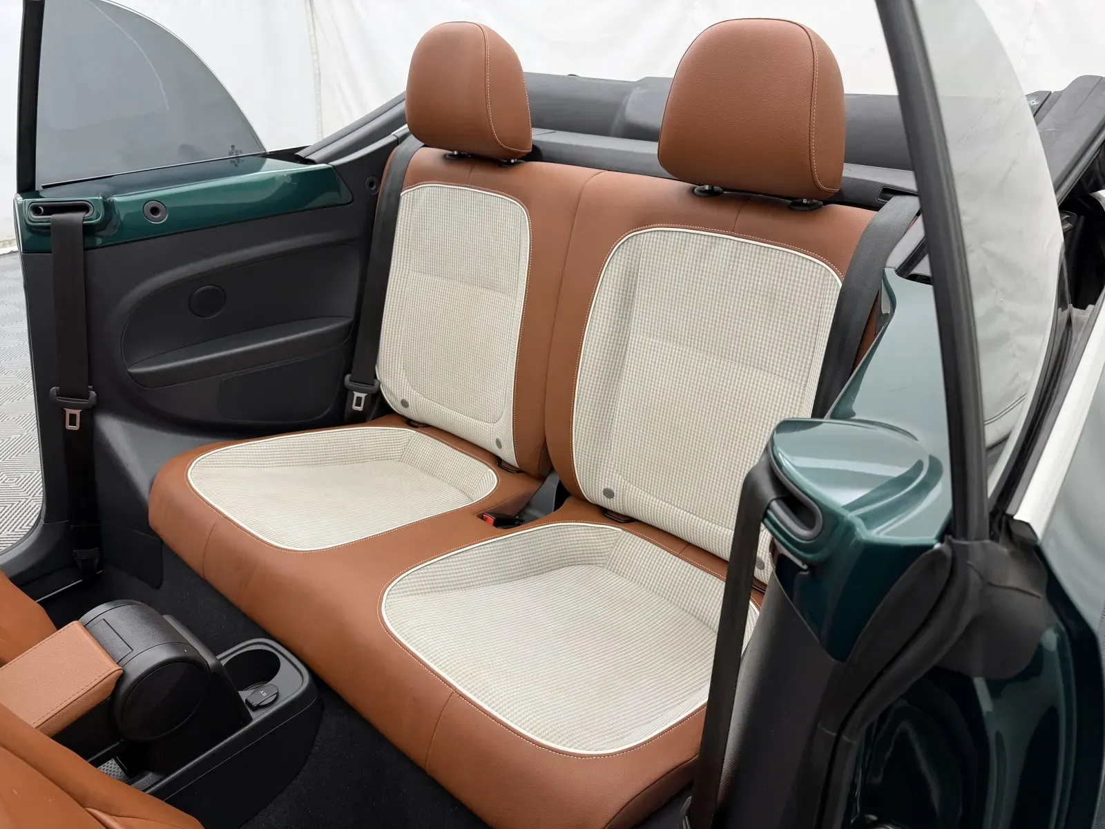 Volkswagen Beetle photo 26
