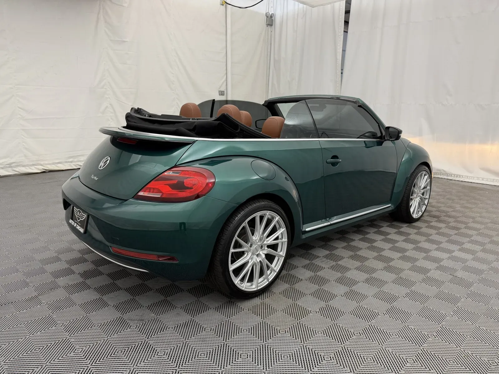 Volkswagen Beetle photo 6