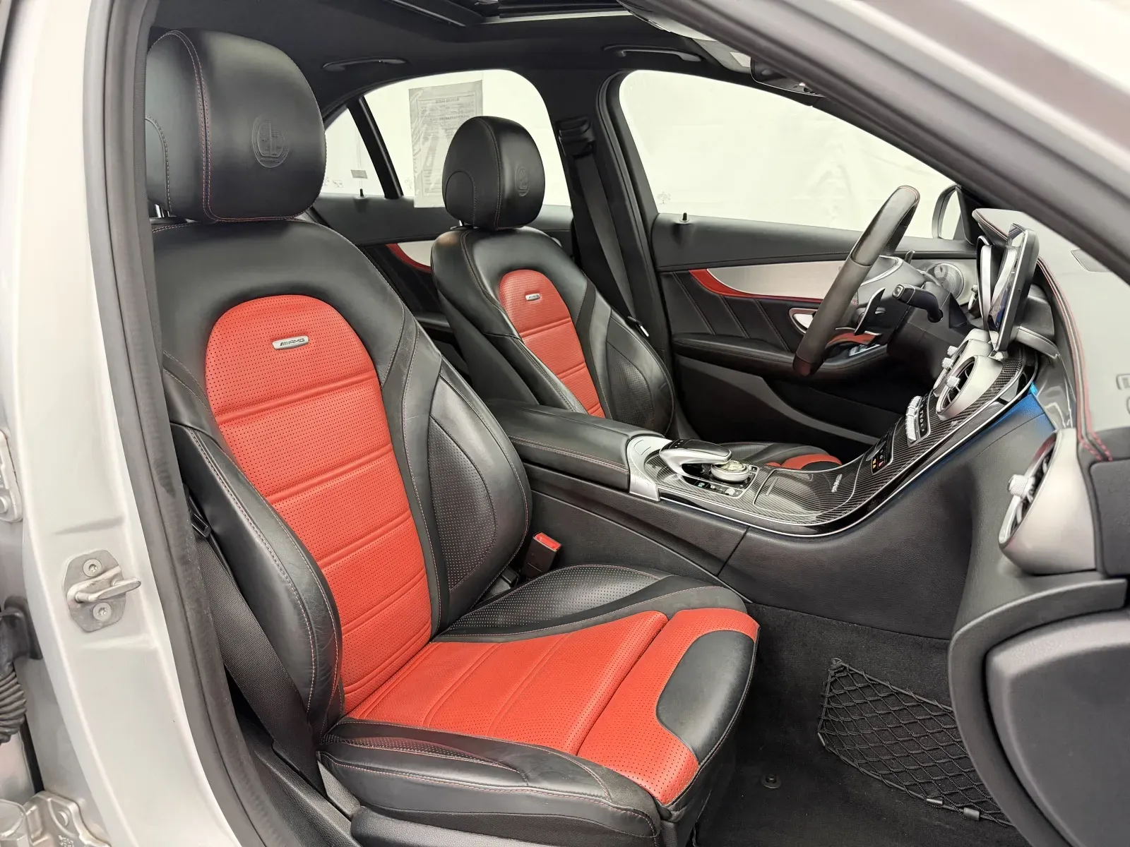 Mercedes-Benz C-Class photo 40