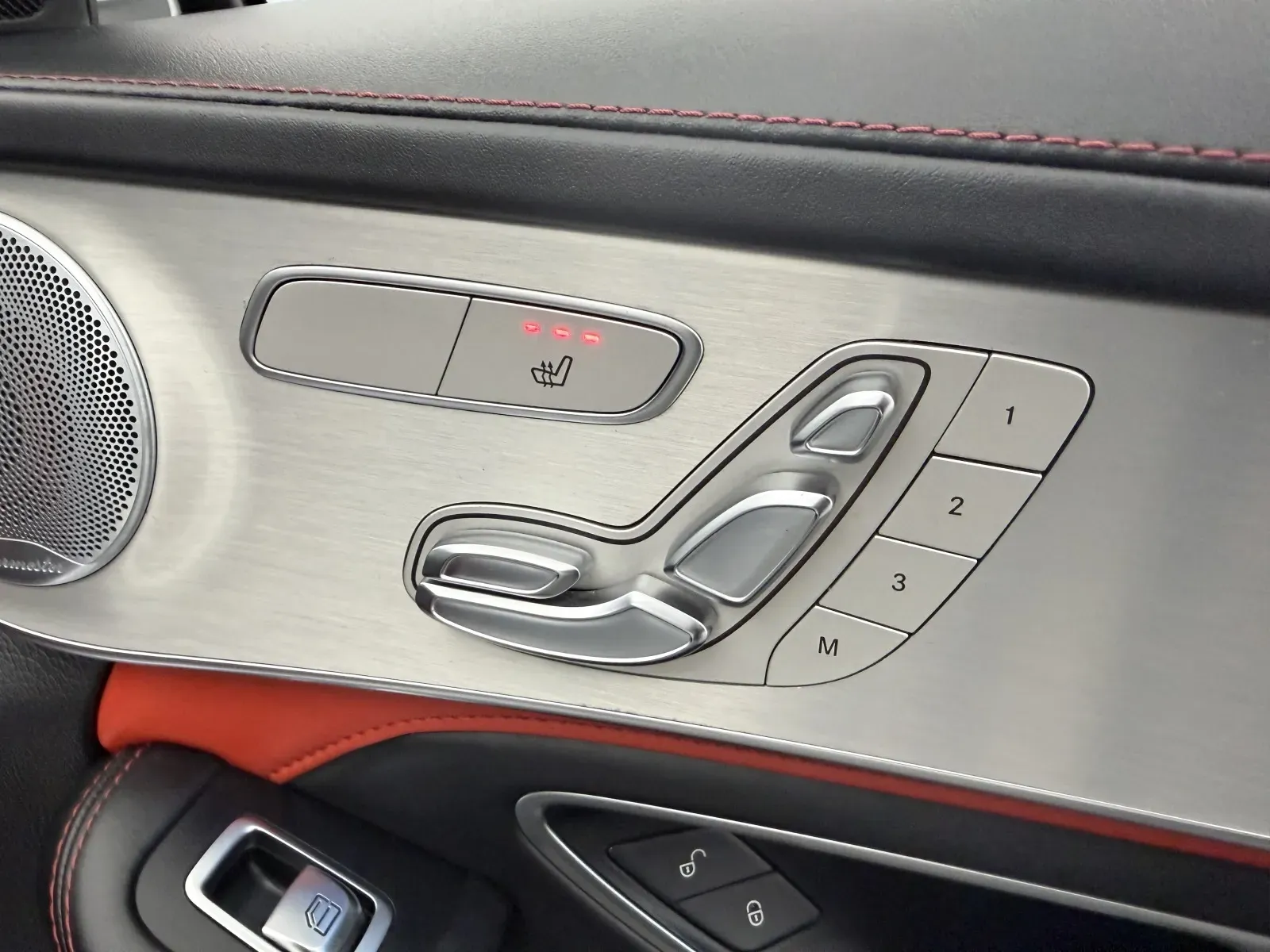 Mercedes-Benz C-Class photo 41