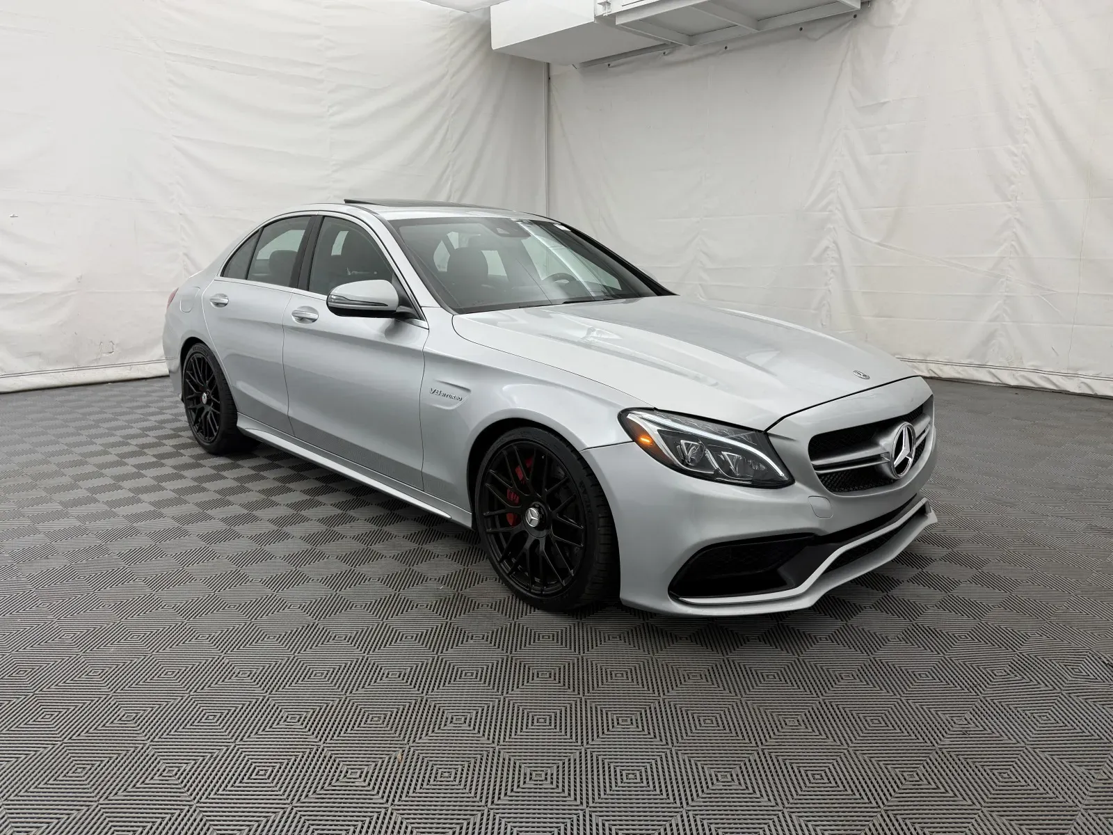 Mercedes-Benz C-Class photo 4