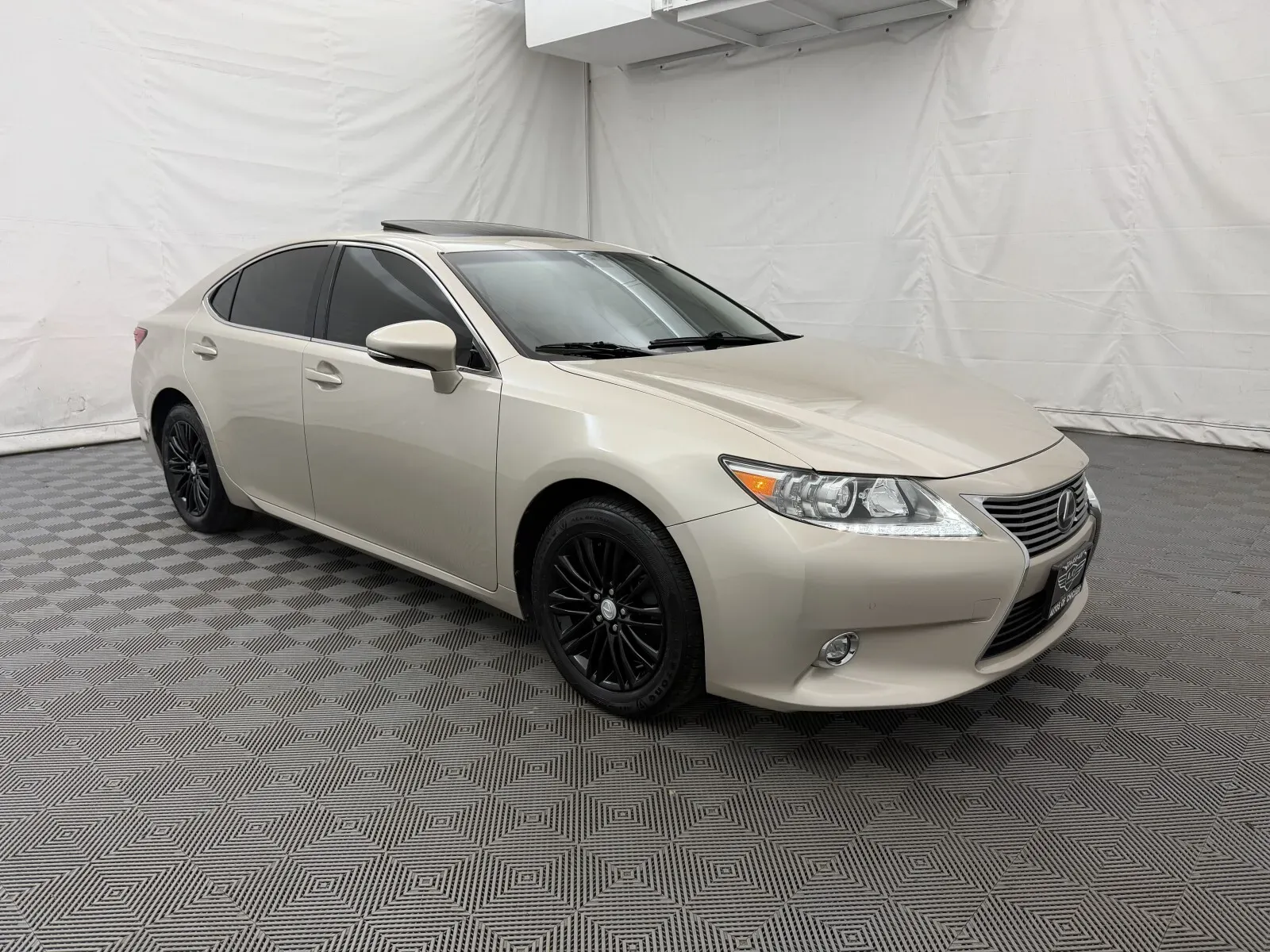 Lexus ES photo 4