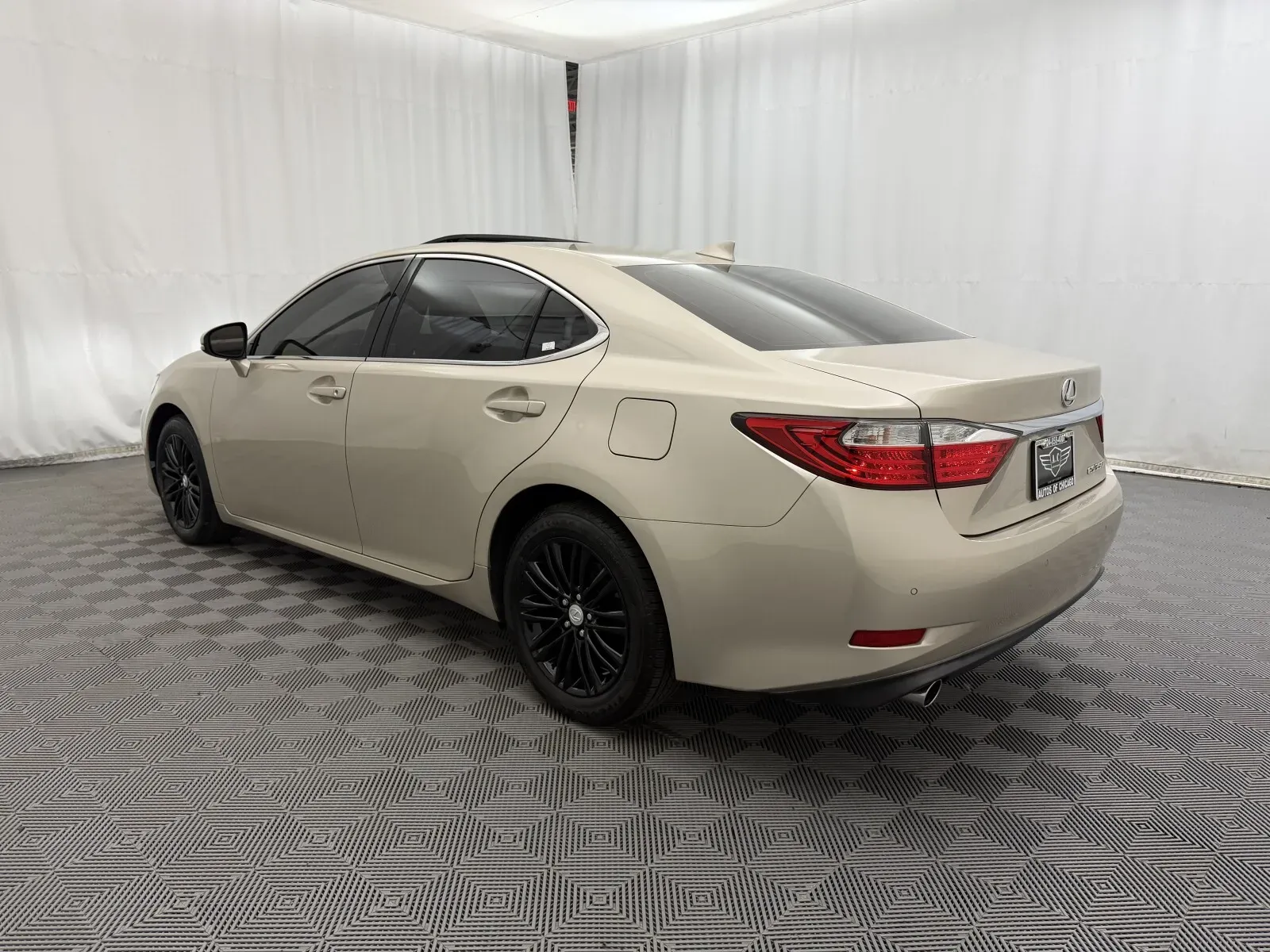 Lexus ES photo 7