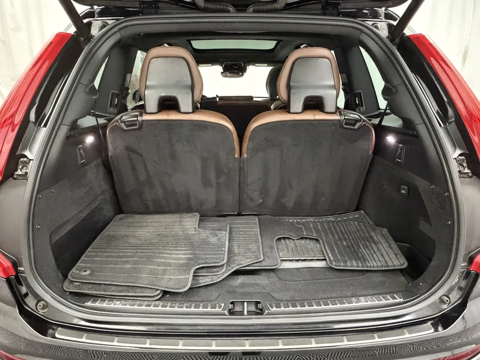 Volvo XC90 photo 38