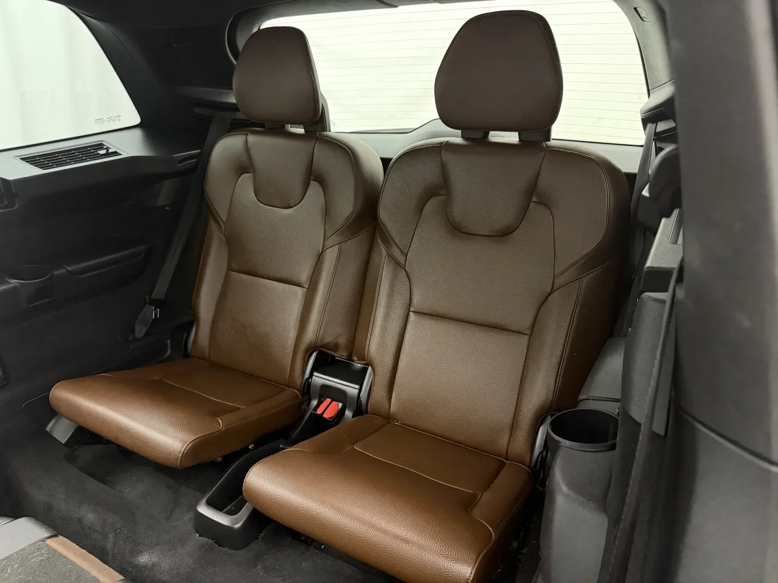 Volvo XC90 photo 35