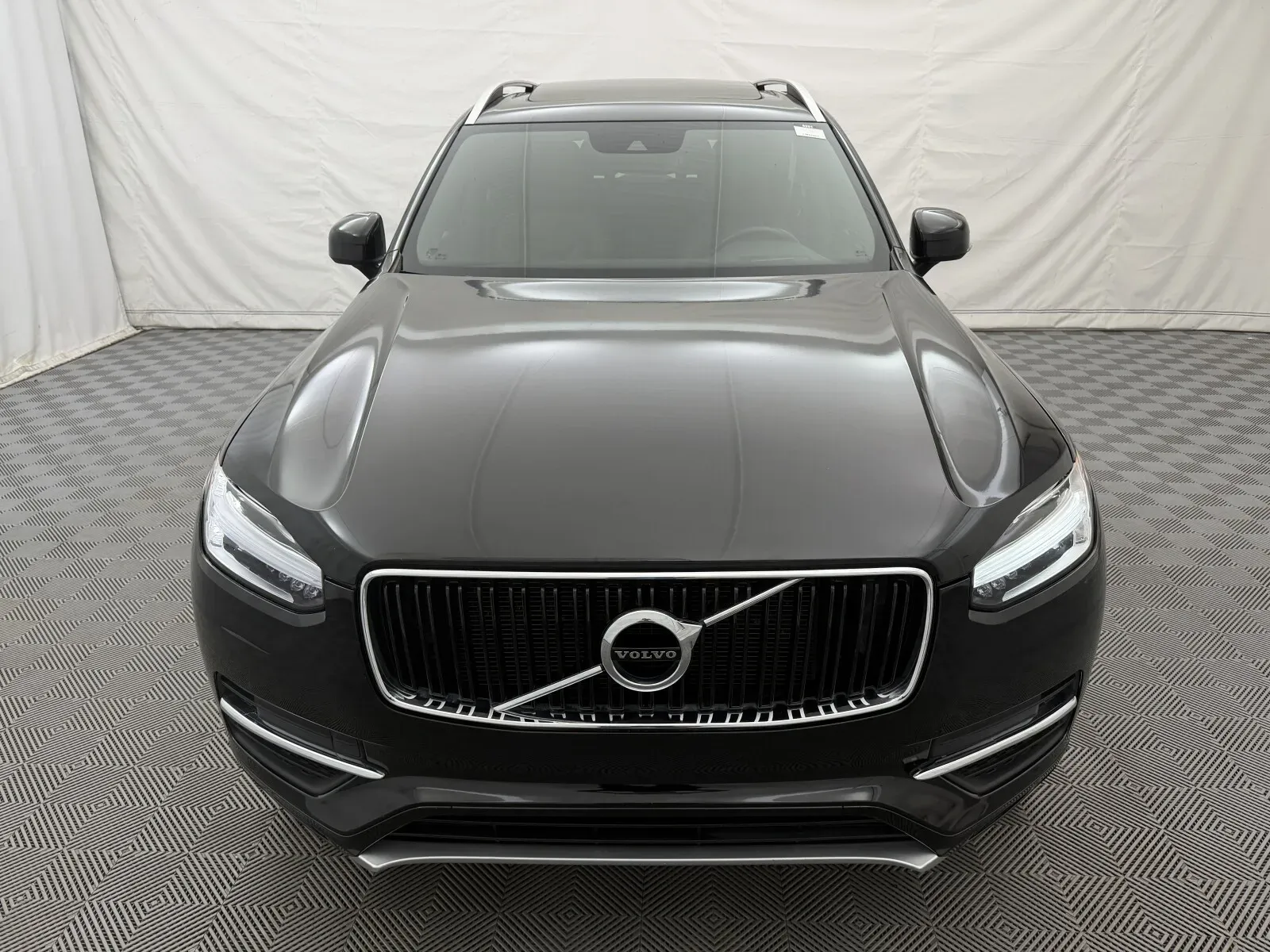 Volvo XC90 photo 3