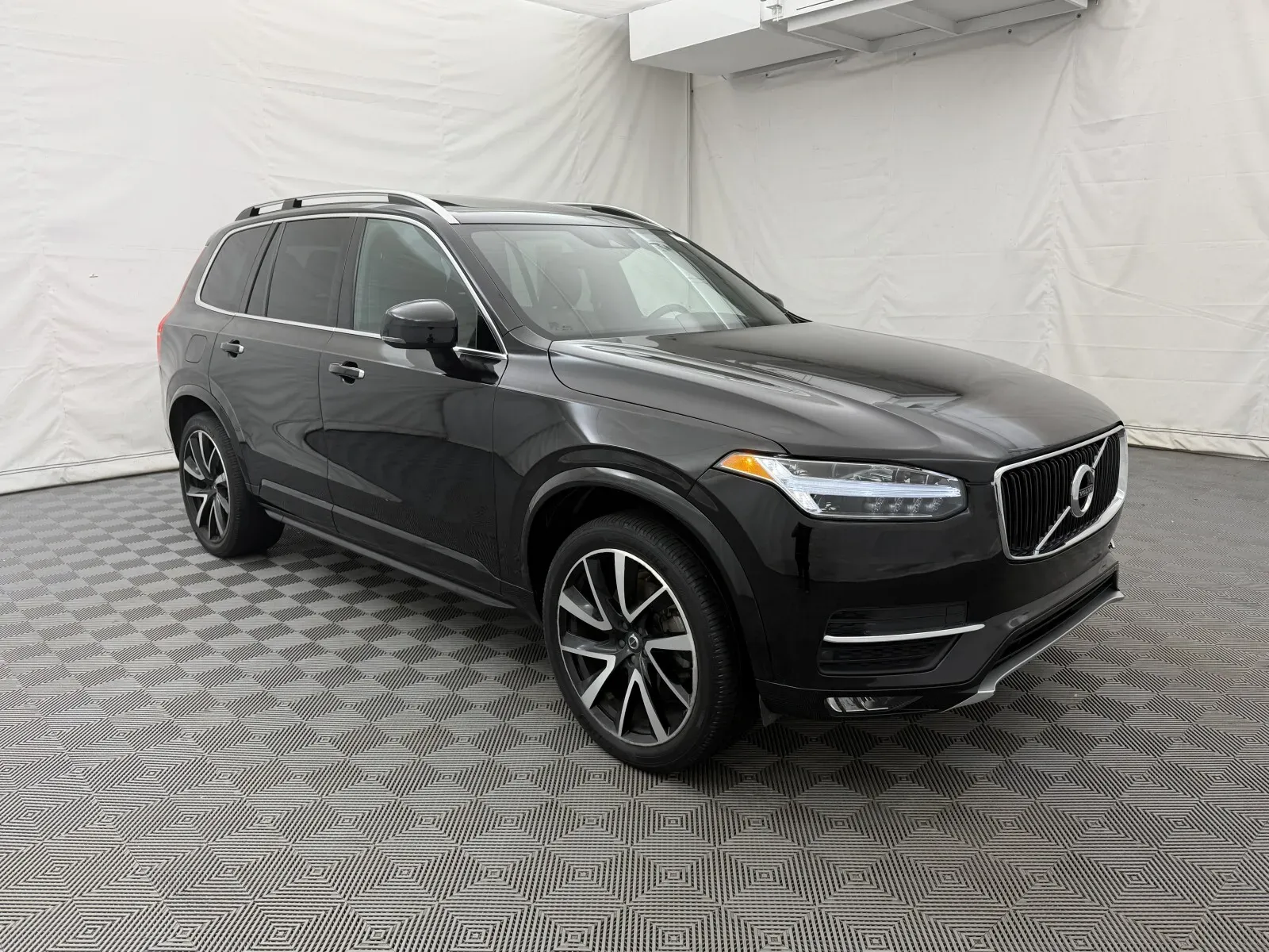 Volvo XC90 photo 4