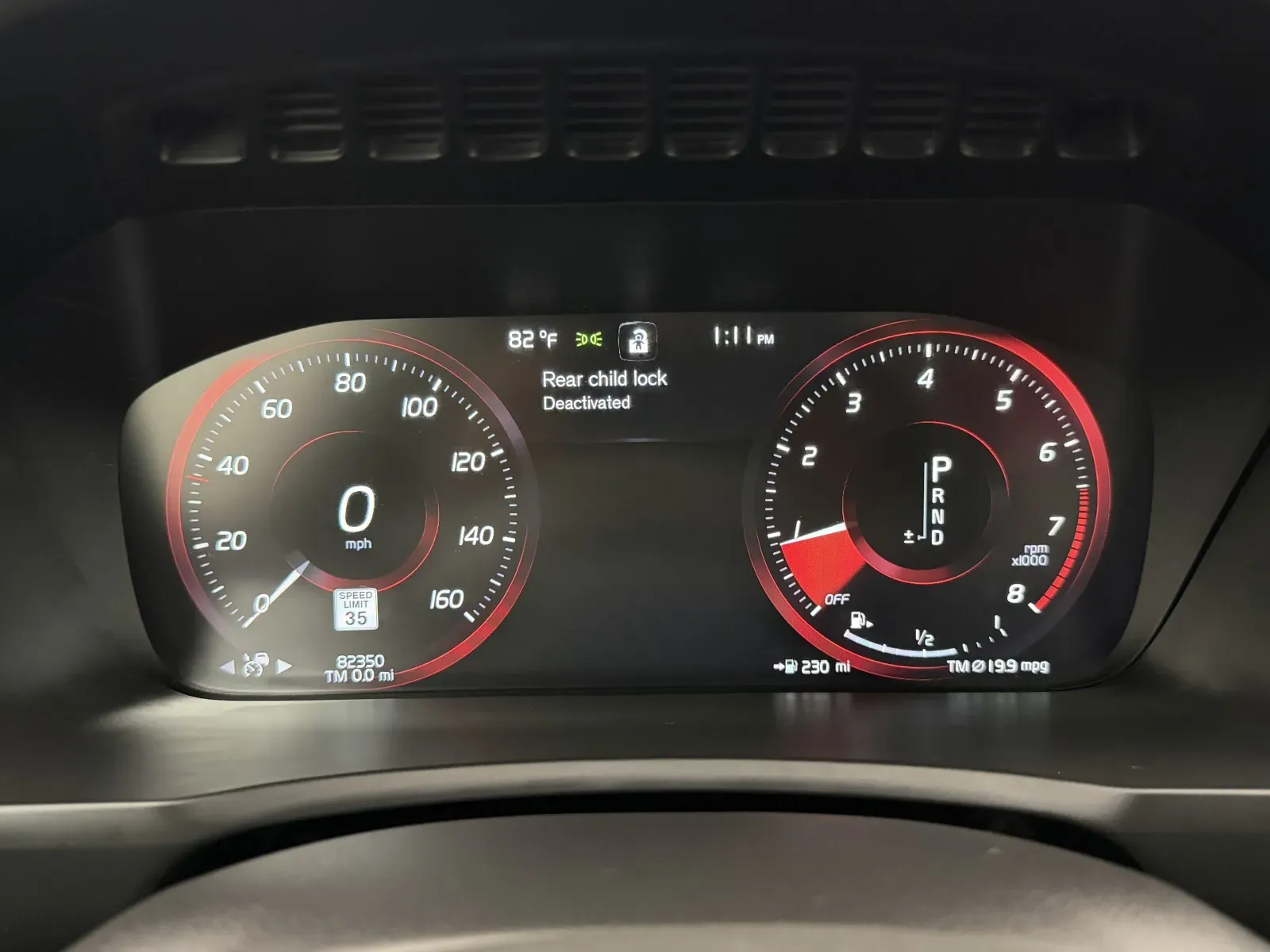Volvo XC90 photo 14