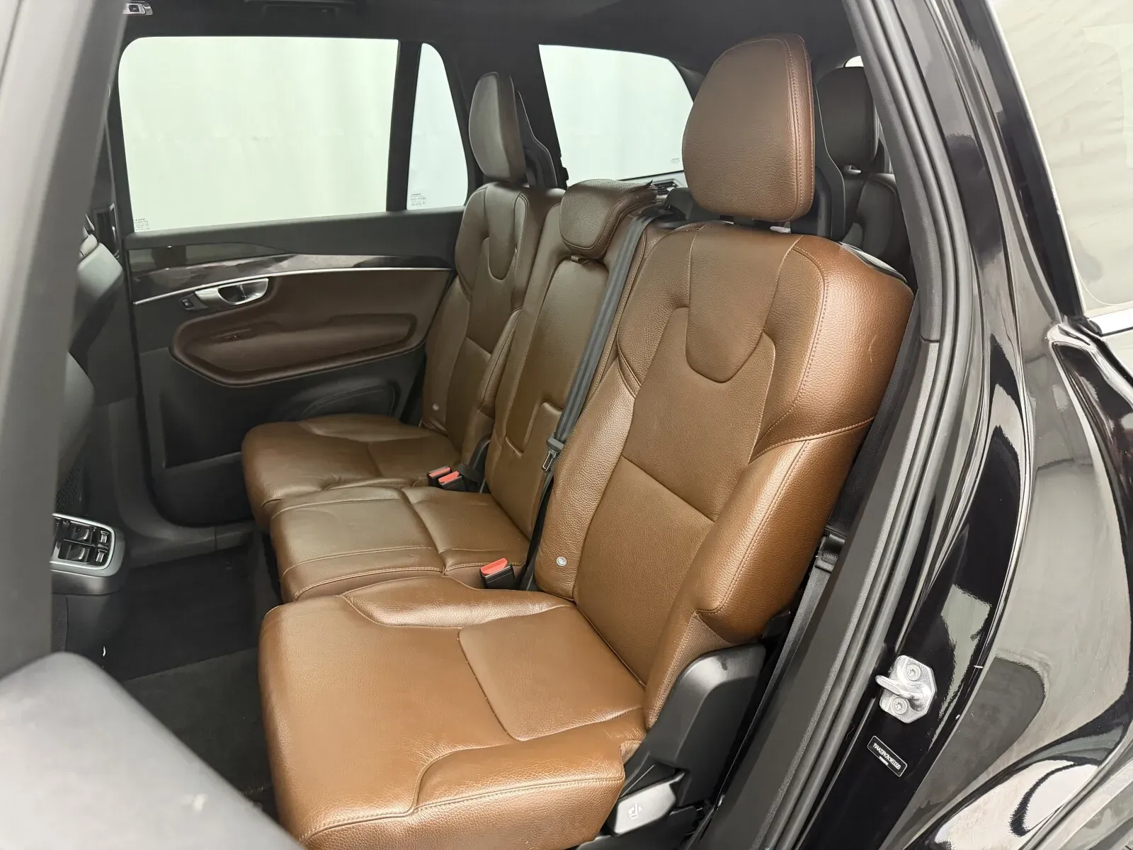 Volvo XC90 photo 32