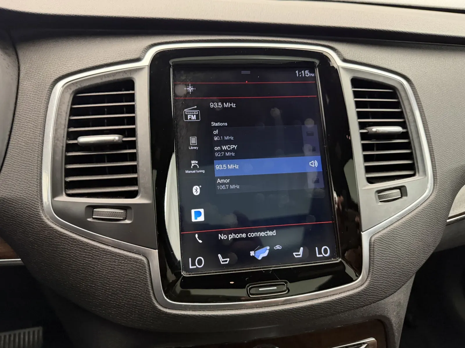 Volvo XC90 photo 28