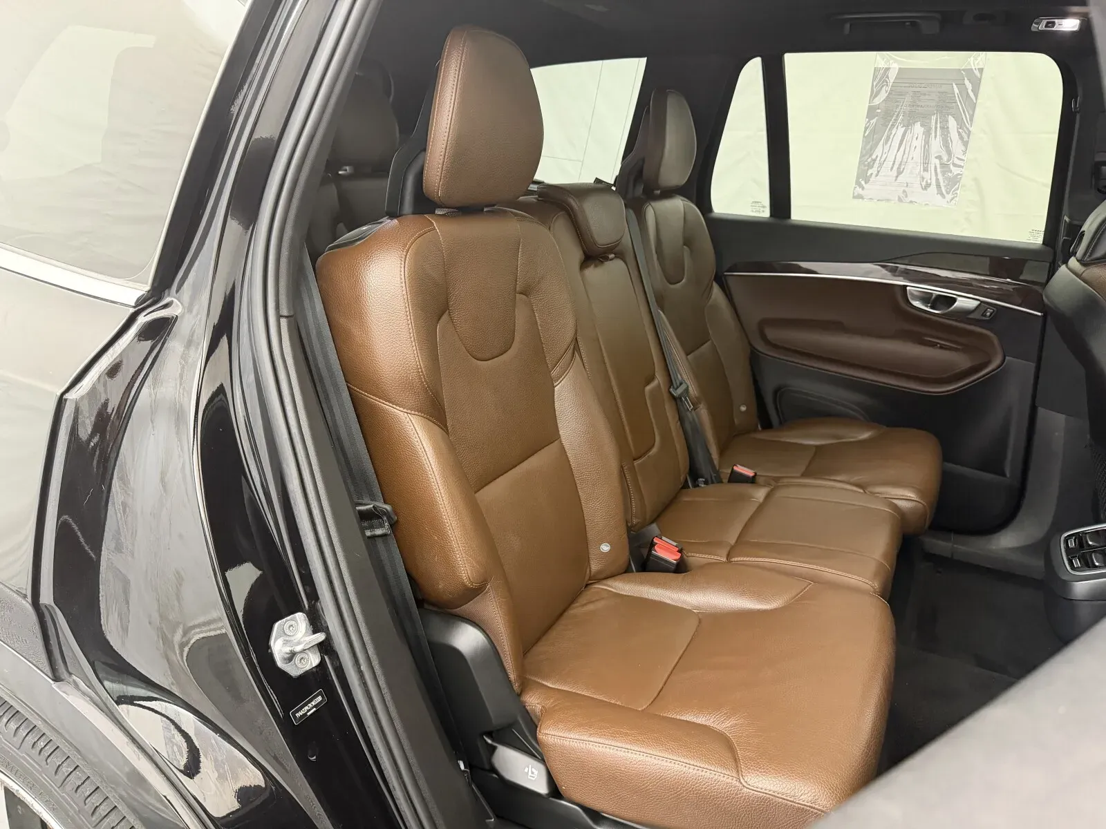 Volvo XC90 photo 34