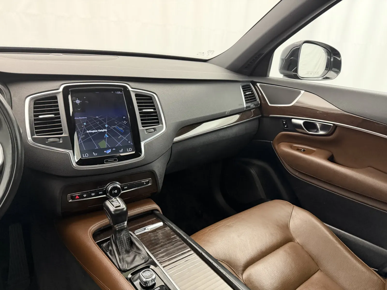 Volvo XC90 photo 22