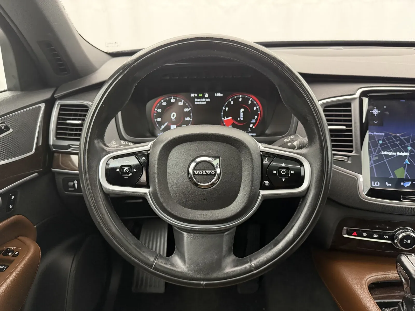 Volvo XC90 photo 12