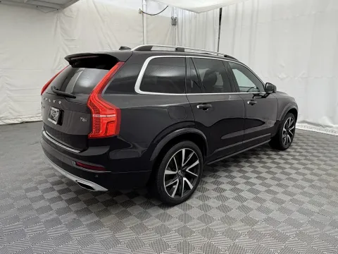 More photos of 2019 Volvo XC90 Momentum at Autos of Chicago, IL