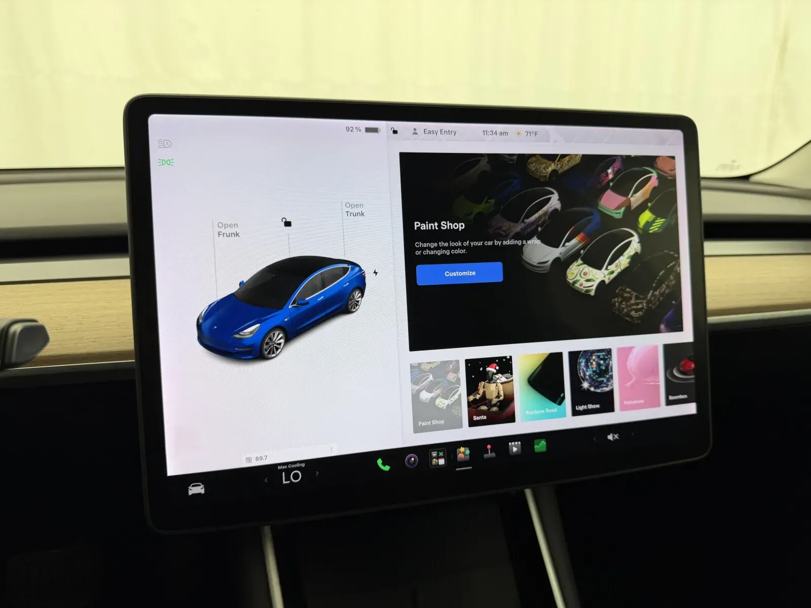 Tesla Model 3 photo 31