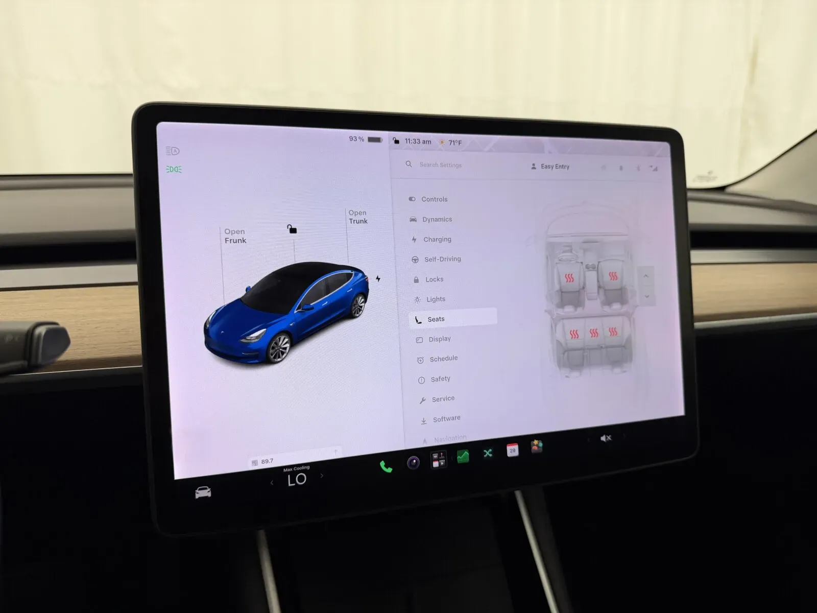 Tesla Model 3 photo 22