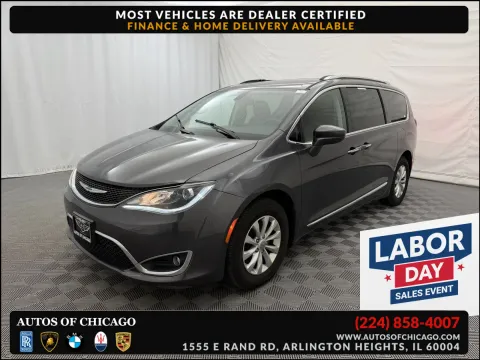 Gray 2019 Chrysler Pacifica Touring L for sale in Arlington Heights, IL