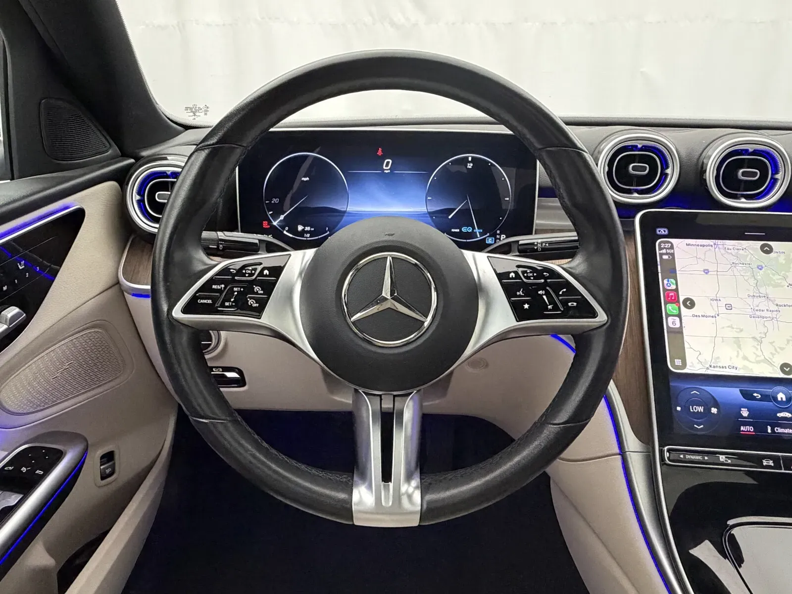 Mercedes-Benz C-Class photo 13