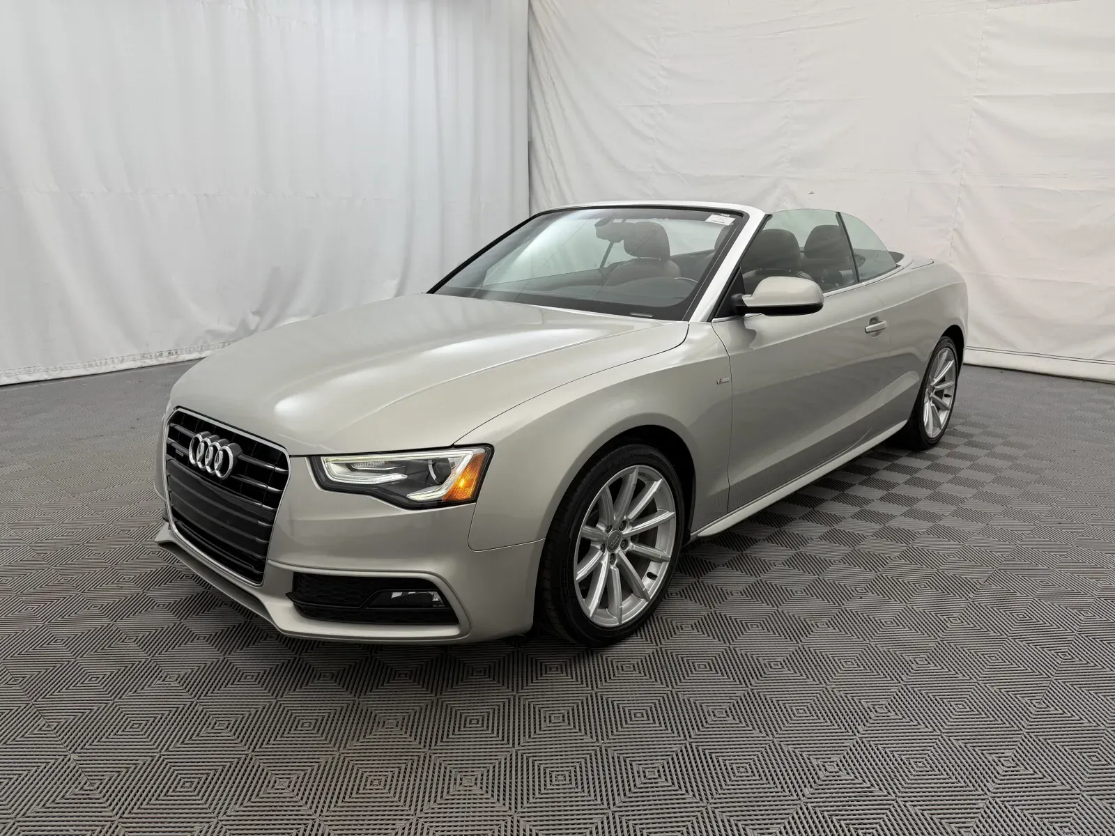 Audi A5 photo 2