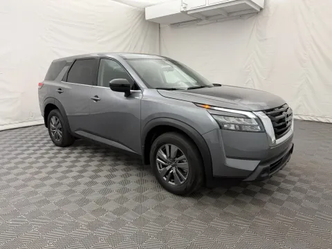 More photos of 2025 Nissan Pathfinder S at Autos of Chicago, IL
