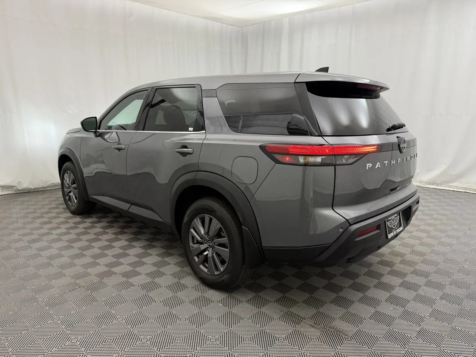 Nissan Pathfinder photo 7