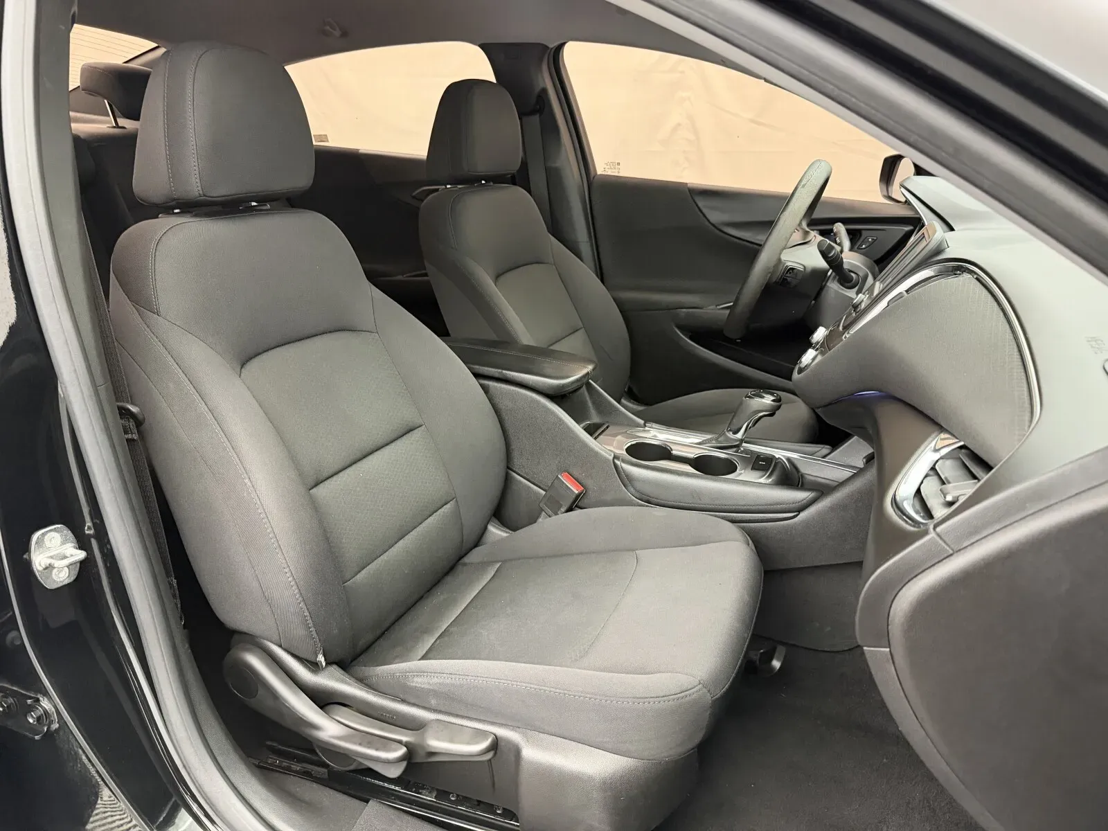 Chevrolet Malibu photo 24