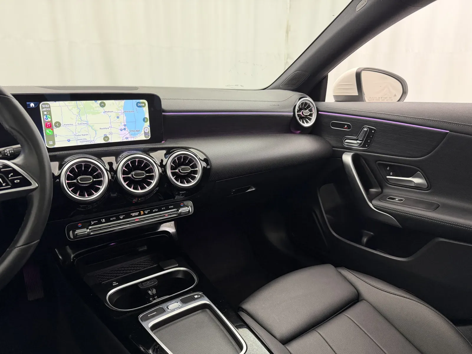 Mercedes-Benz CLA photo 18