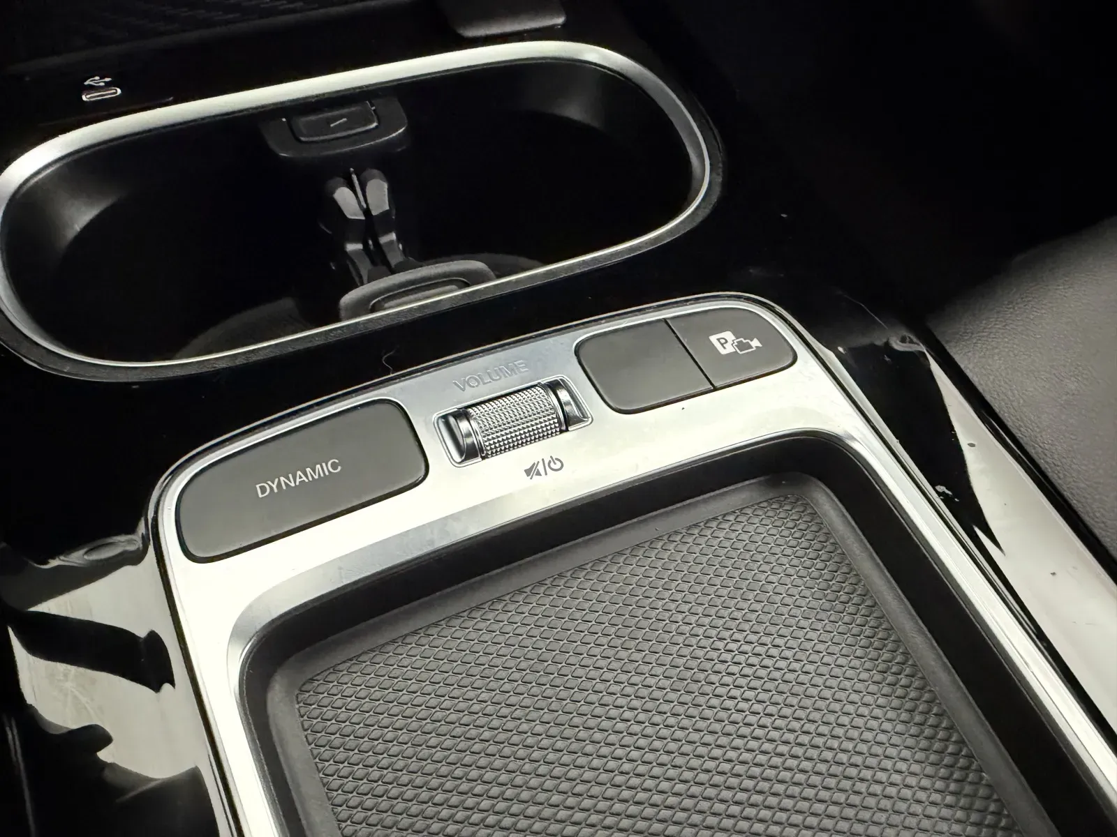 Mercedes-Benz CLA photo 35