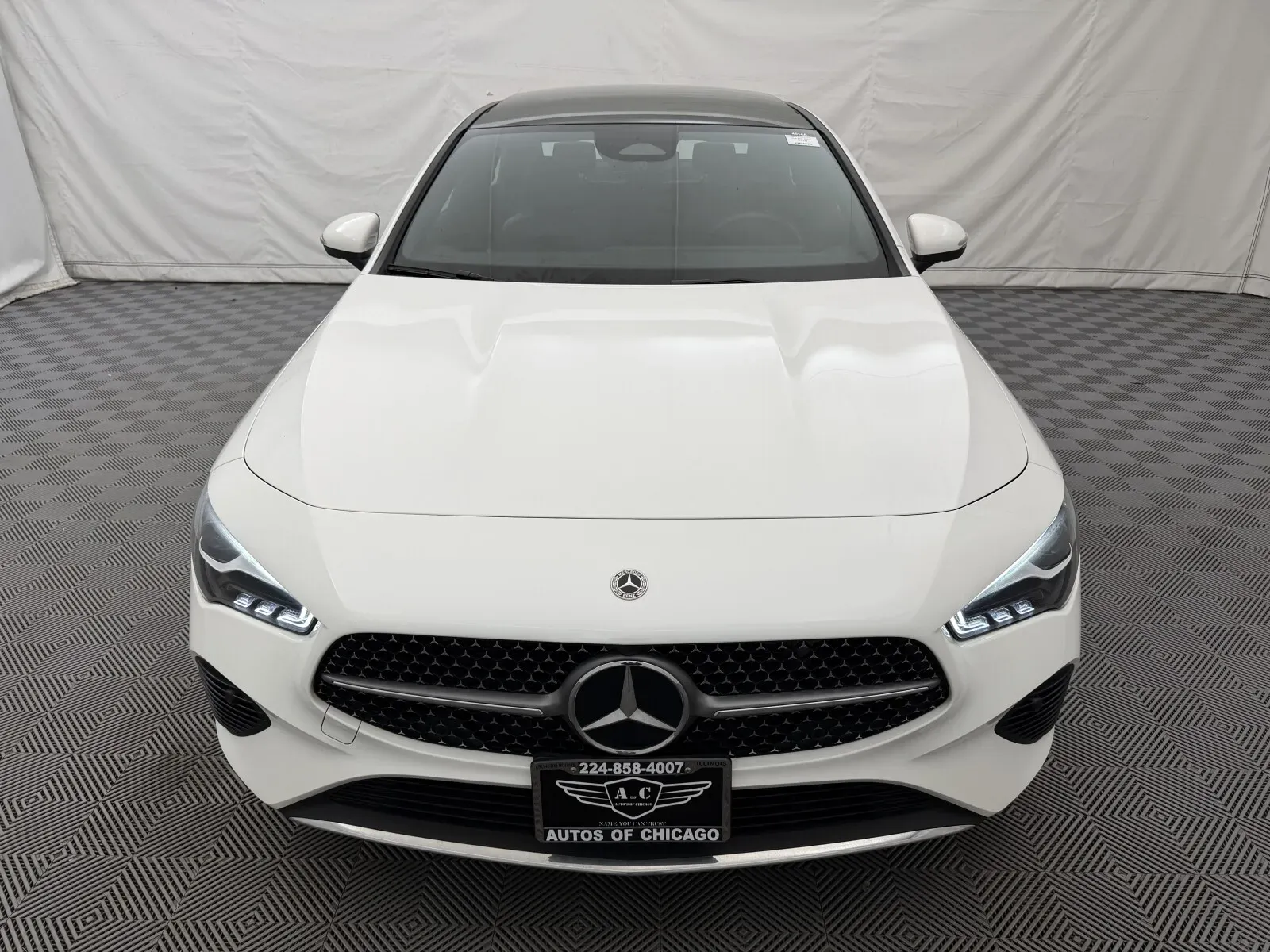 Mercedes-Benz CLA photo 3