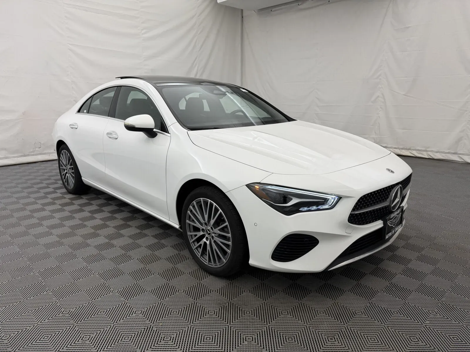 Mercedes-Benz CLA photo 4