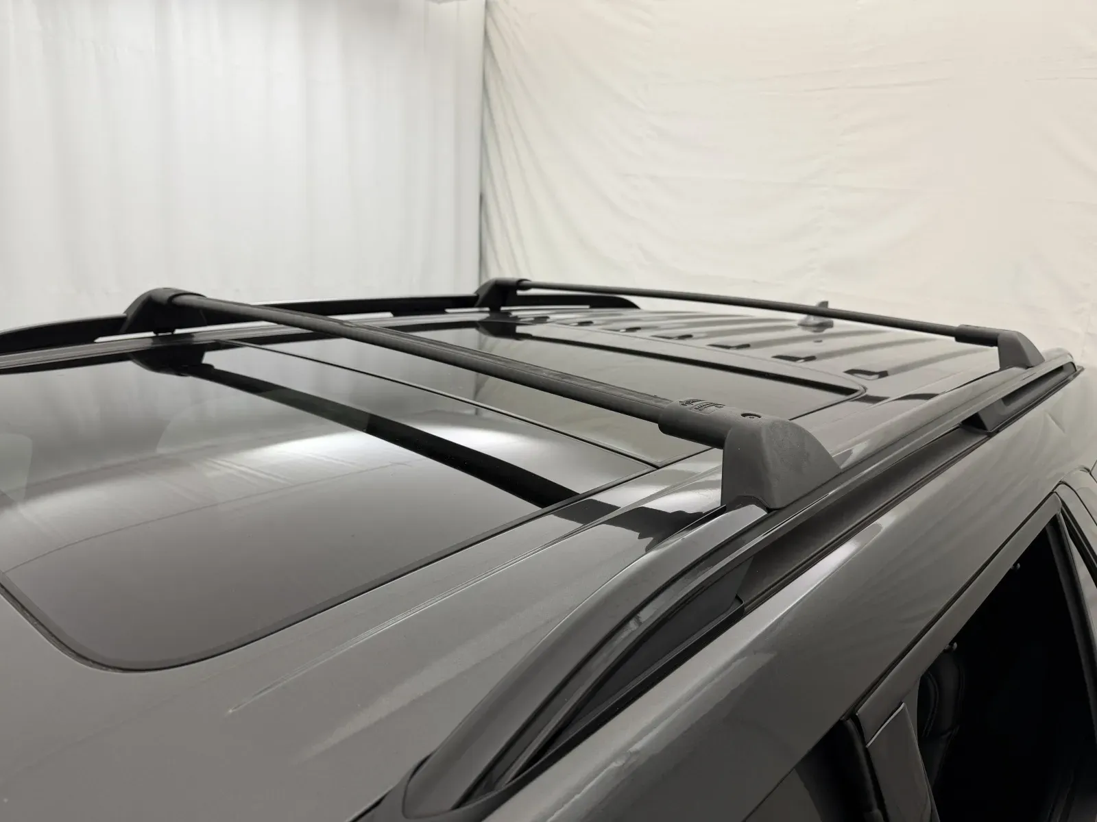 Ford Explorer photo 3