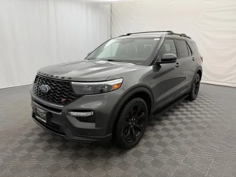 Photos of 2020 Ford Explorer ST for sale in Arlington Heights, IL at Autos of Chicago