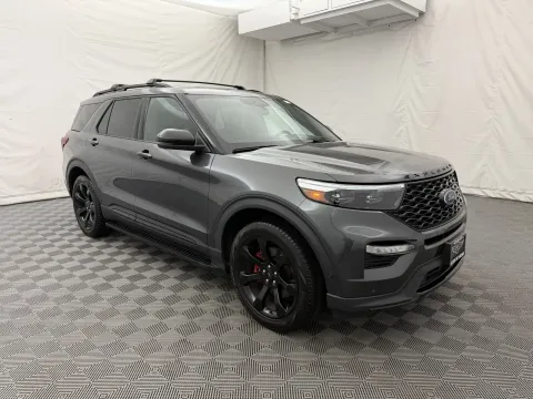 More photos of 2020 Ford Explorer ST at Autos of Chicago, IL