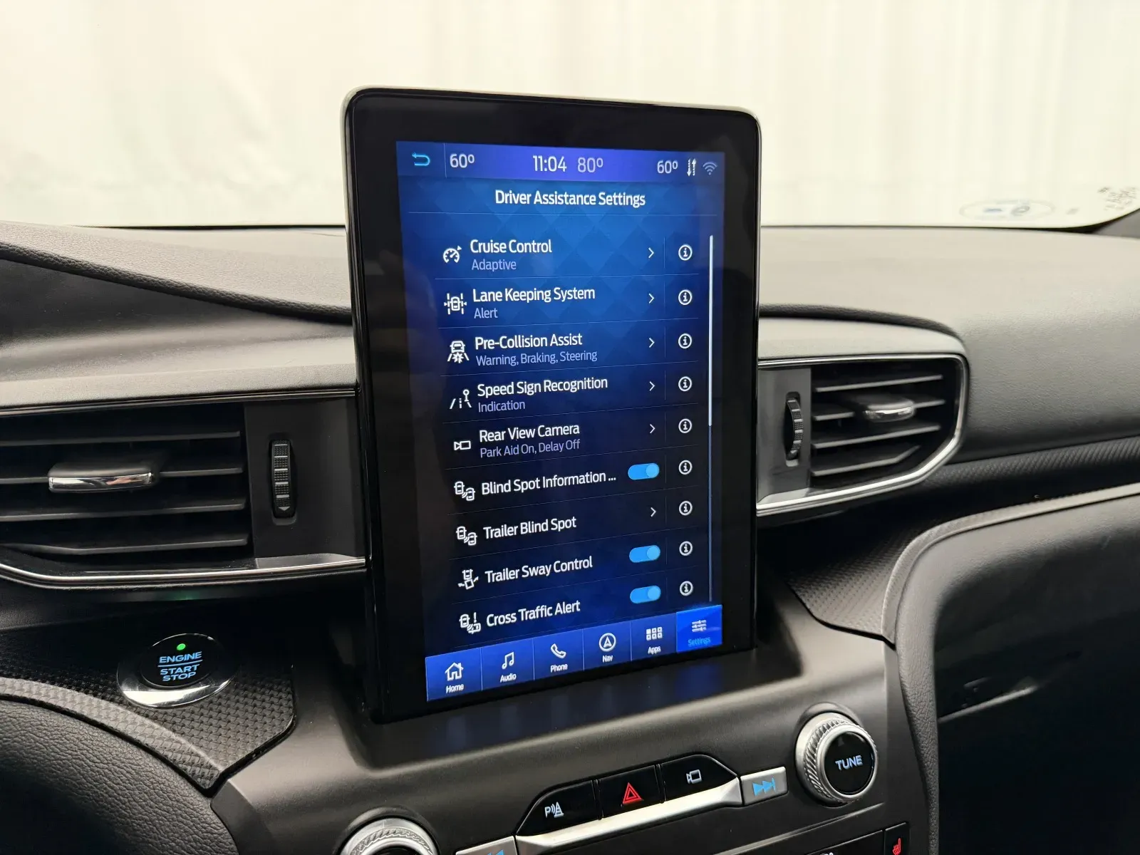 Ford Explorer photo 29