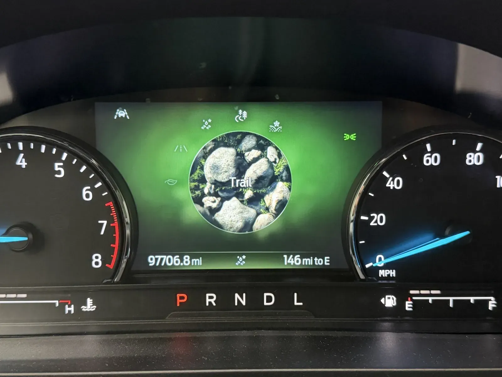 Ford Explorer photo 16
