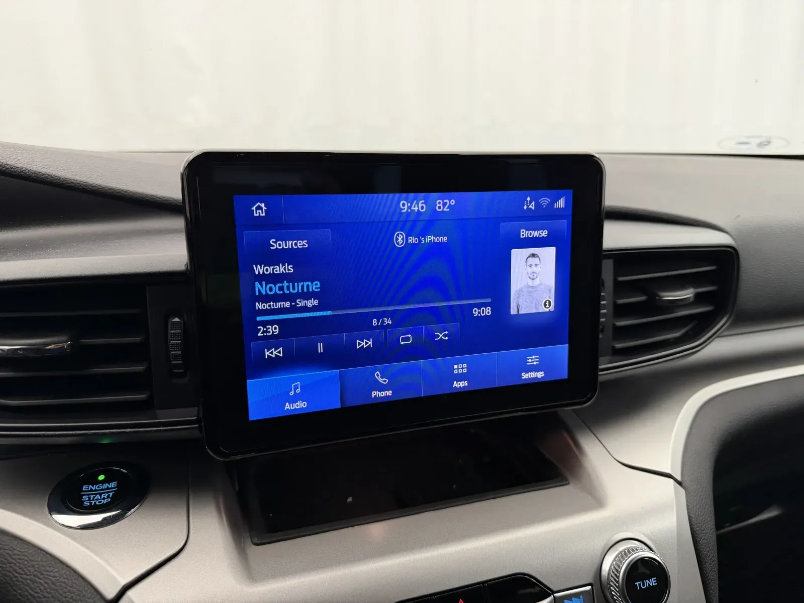 Ford Explorer photo 26